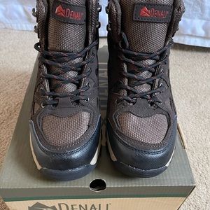 Brand new never worn hiking boots